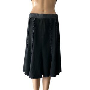 Areli Size 6 Black Knee Length Ruffled Skirt